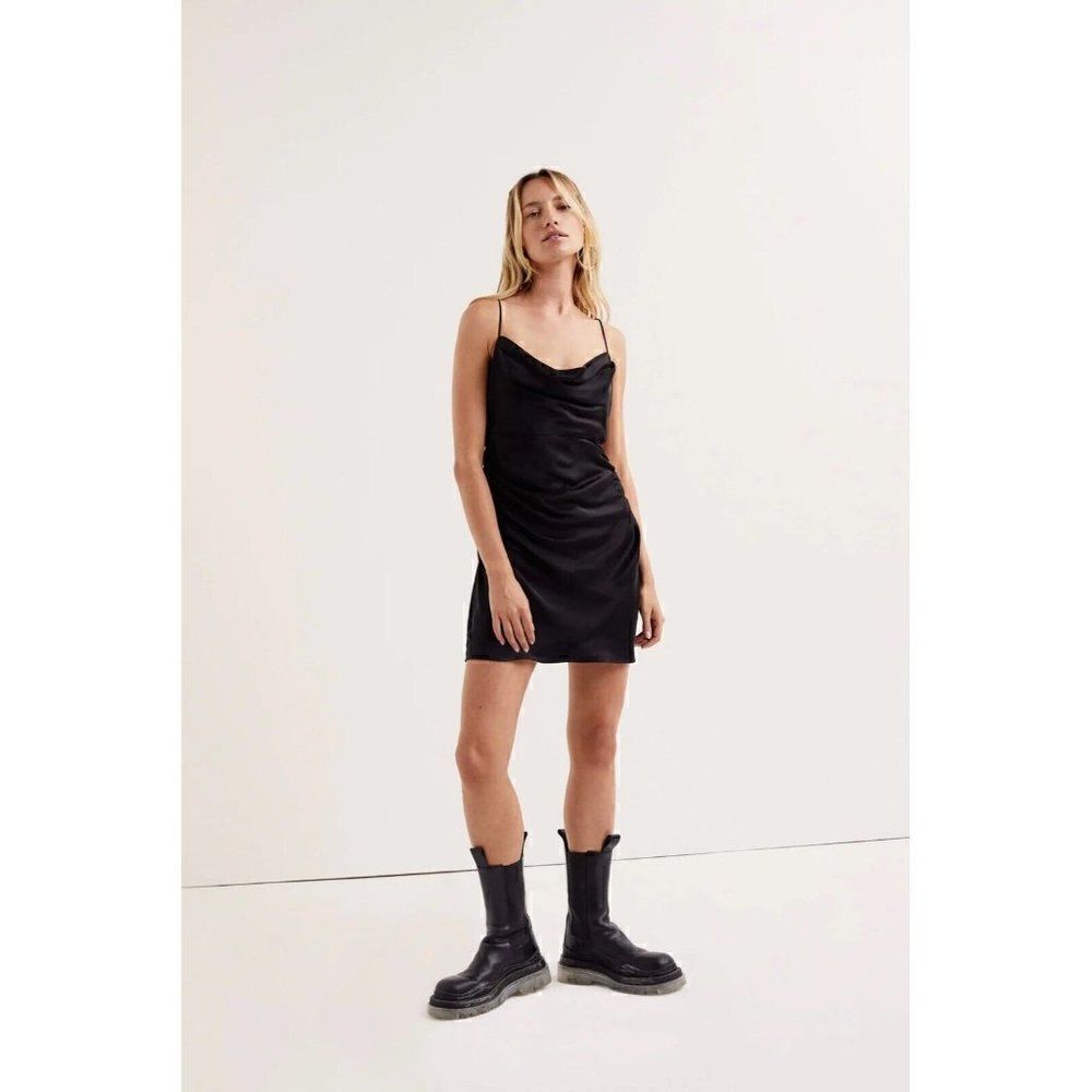 NWT FOR LOVE & LEMONS Sz X KYRA MINI CUTOUT DRESS IN BLACK - Picture 1 of 4